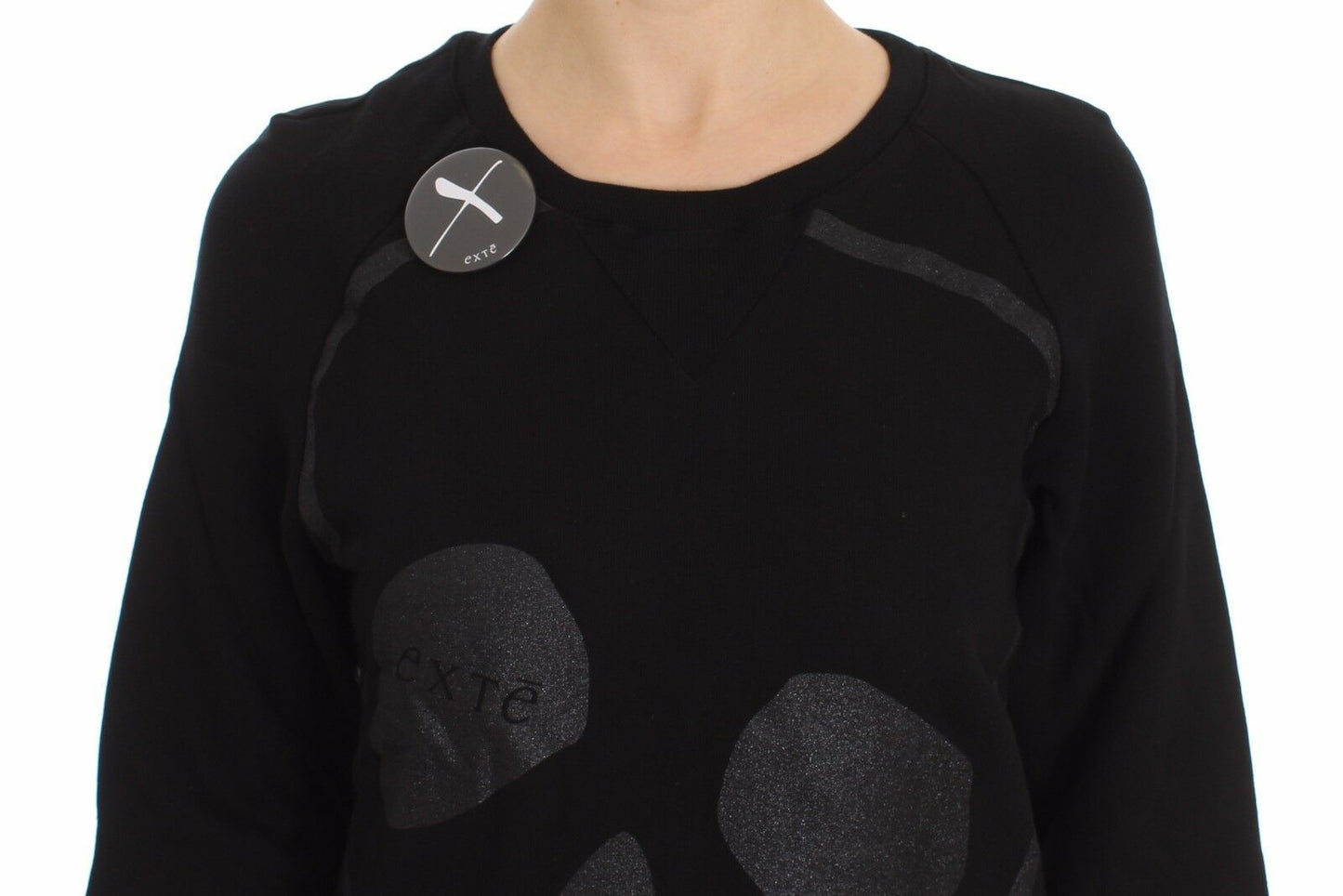 Exte Black Cotton Motive Print Crewneck Pullover Sweater $491.00 Exte Luzworld