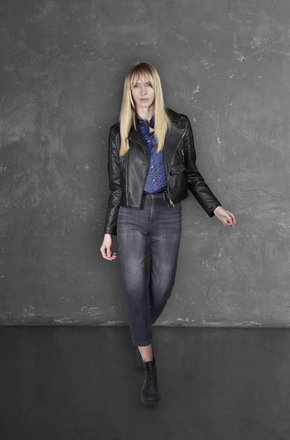 Yes Zee Black Cotton Women's High-Waisted Jeans $164.00 Yes Zee Luzworld
