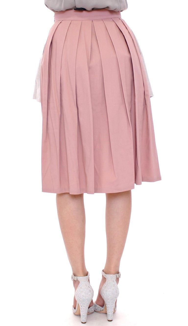 Comeforbreakfast Pink Gray Knee-Length Pleated Skirt $672.00 Comeforbreakfast Luzworld