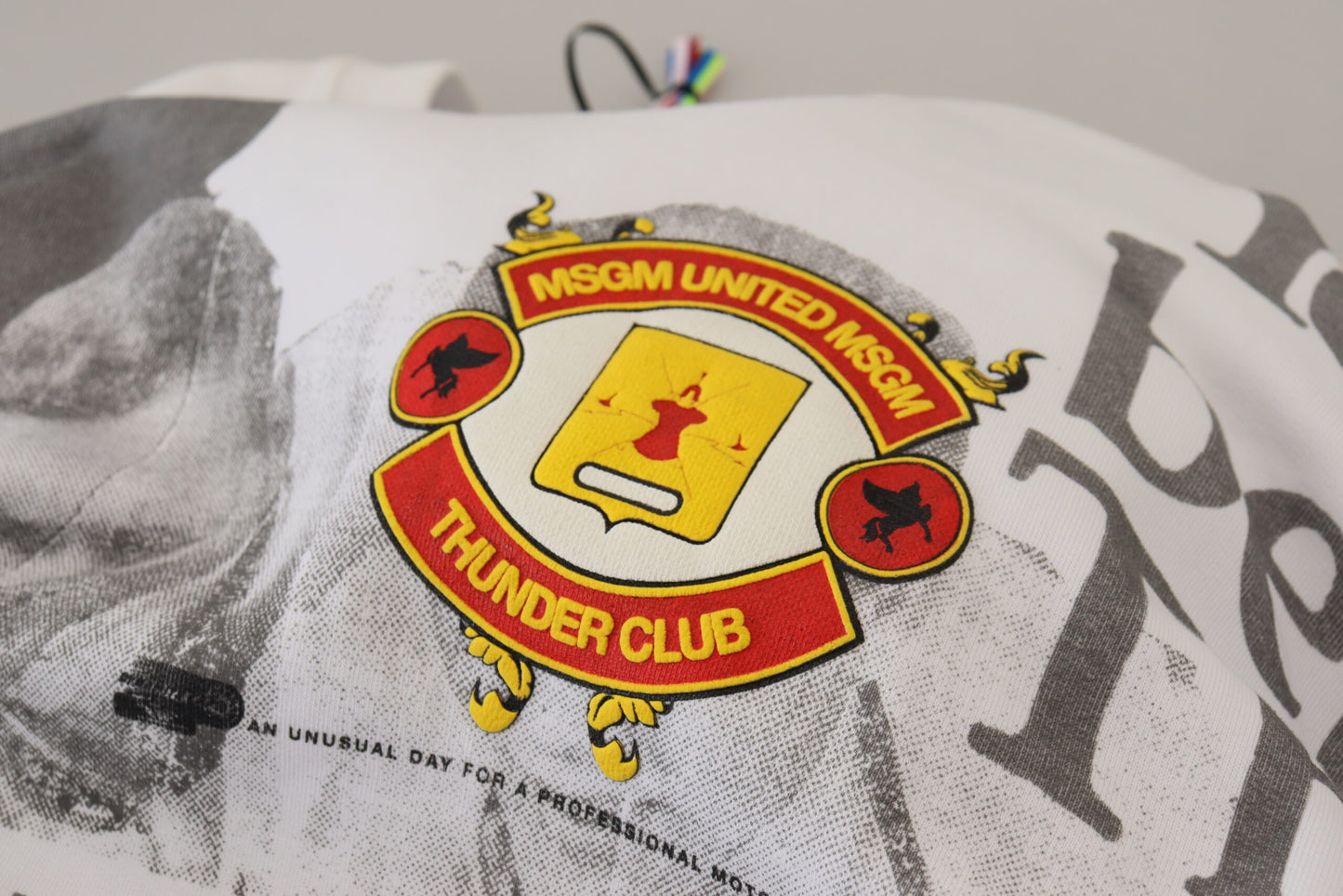 MSGM White Cotton Crewneck Pullover Sweatshirt Sweater $825.00 MSGM Luzworld