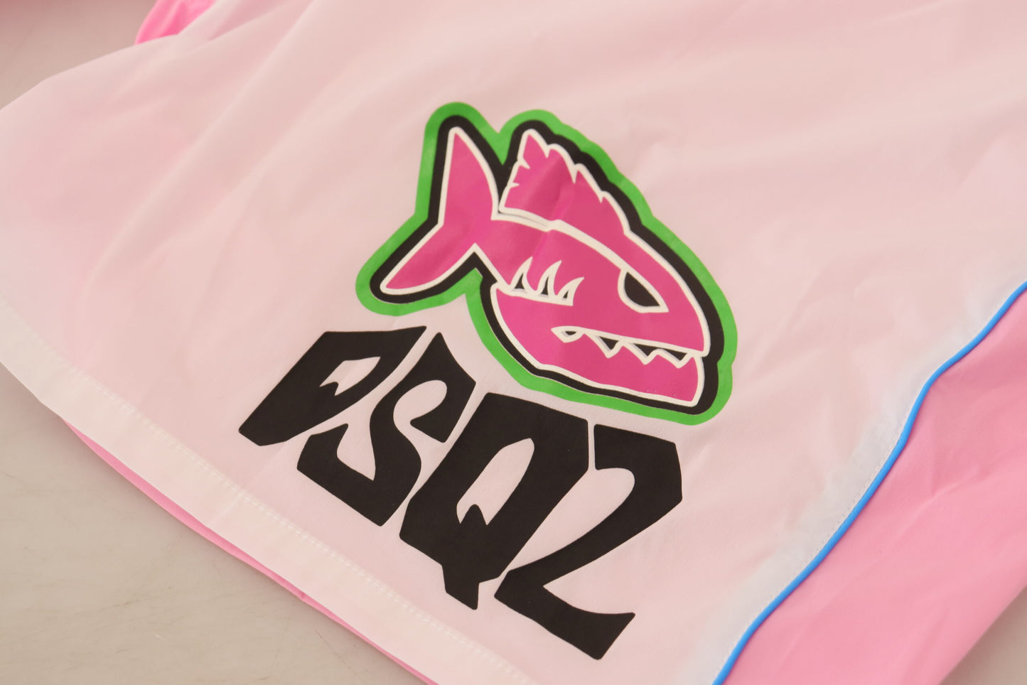 Dsquared² White Pink Logo Print Men Beachwear Shorts Swimwear $878.00 Dsquared² Luzworld