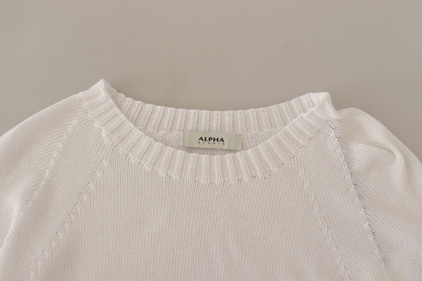 Alpha Studio White Long Sleeves Crewneck Pullover Sweater $272.00 Alpha Studio Luzworld