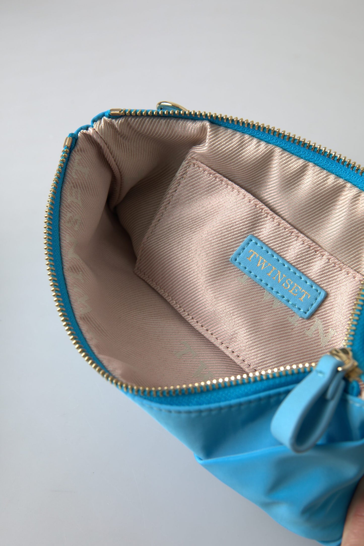 Twinset Blue Tafta Silk Large Bow Zipper Clutch Women Borse Logo Bag $252.00 Twinset Luzworld