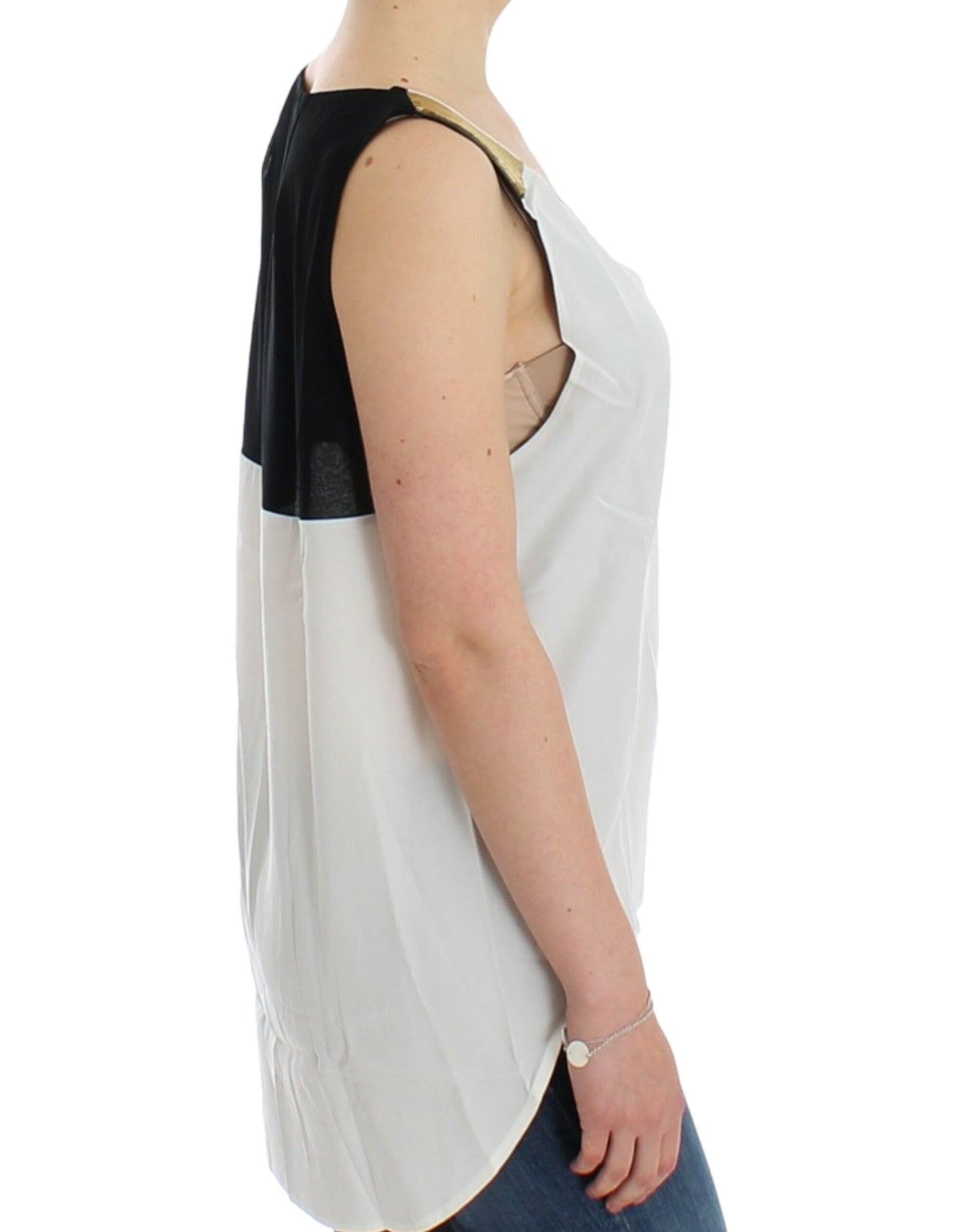 Costume National White sleeveless top $474.00 Costume National Luzworld