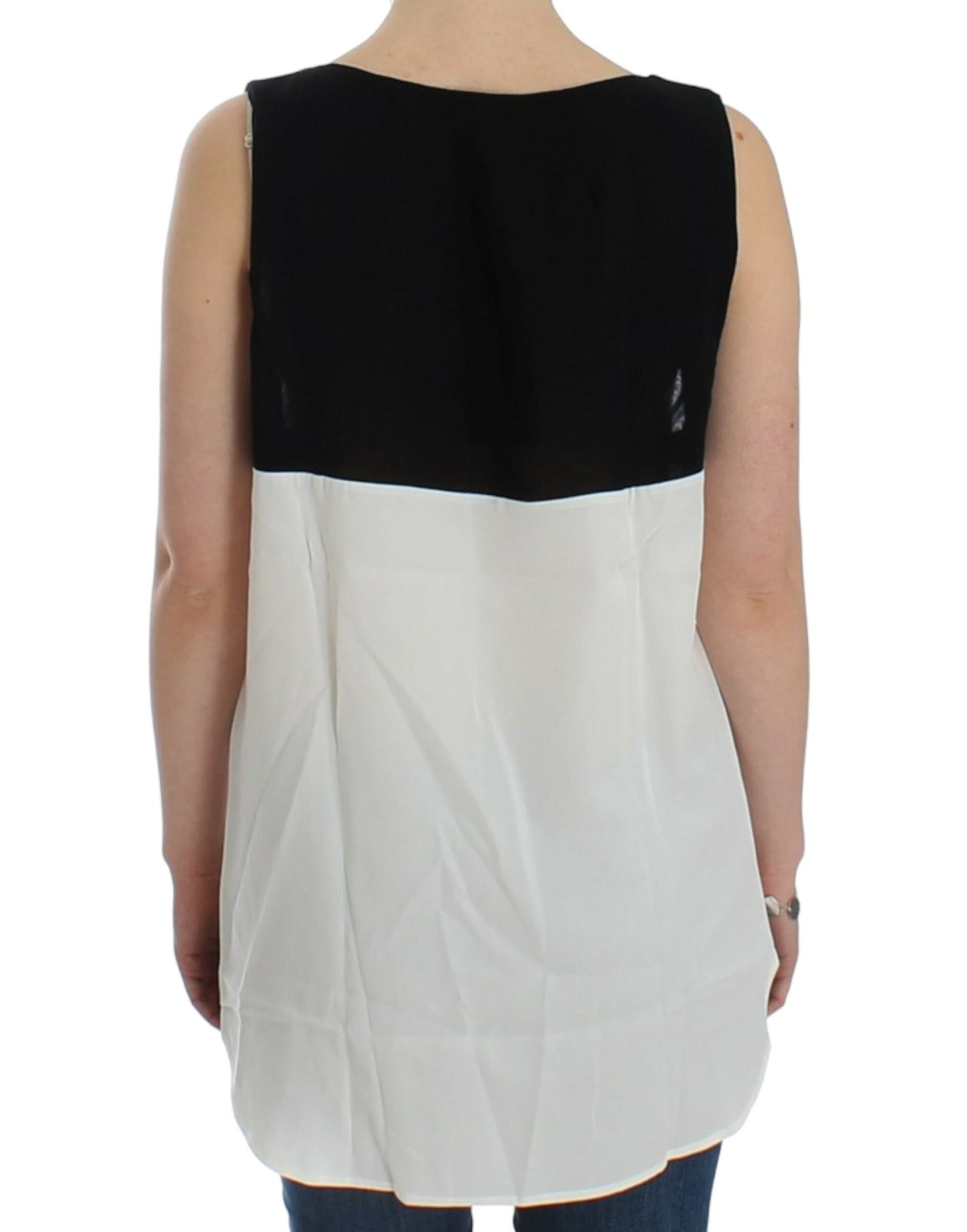 Costume National White sleeveless top $474.00 Costume National Luzworld