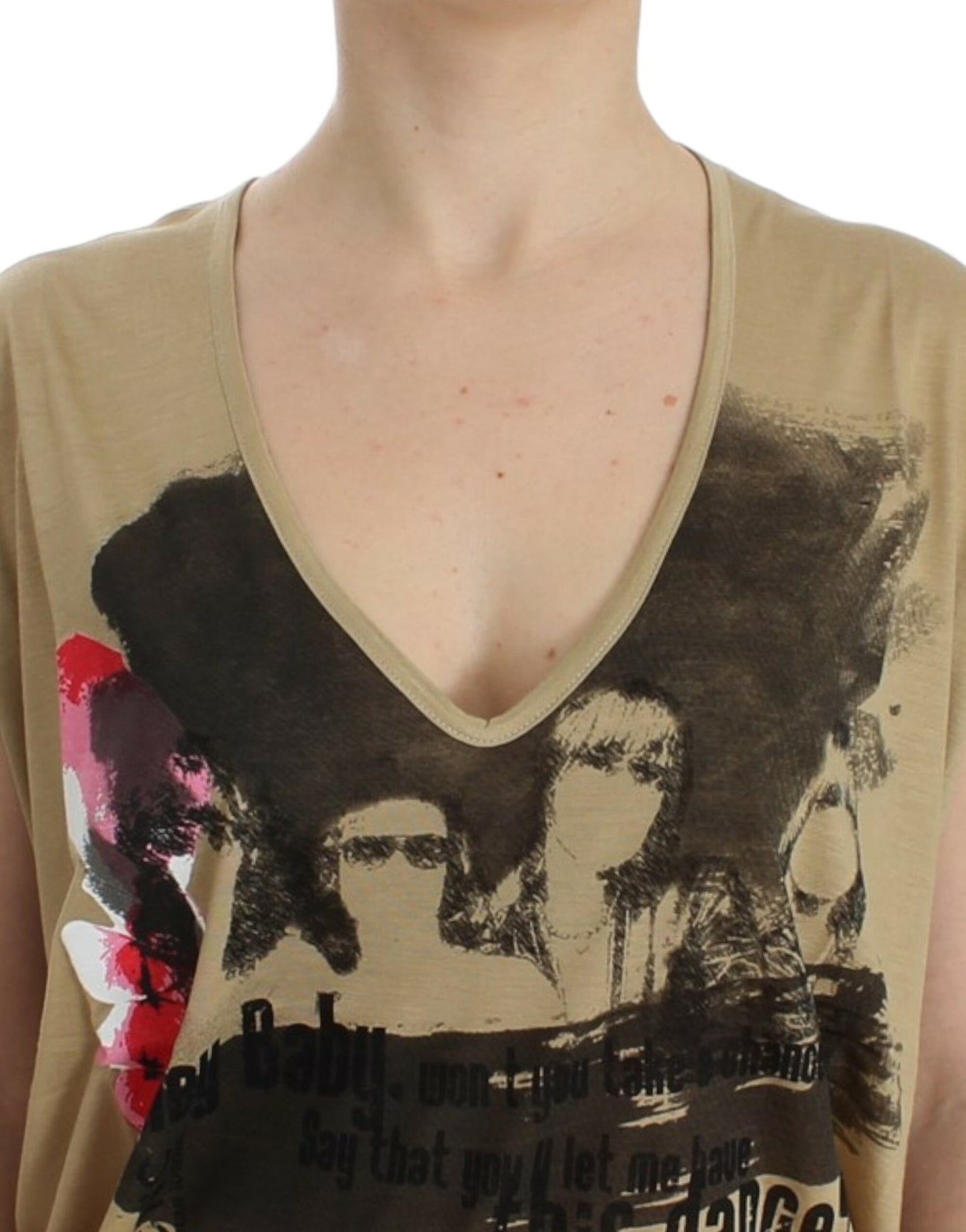 Costume National Beige motive print t-shirt $526.00 Costume National Luzworld