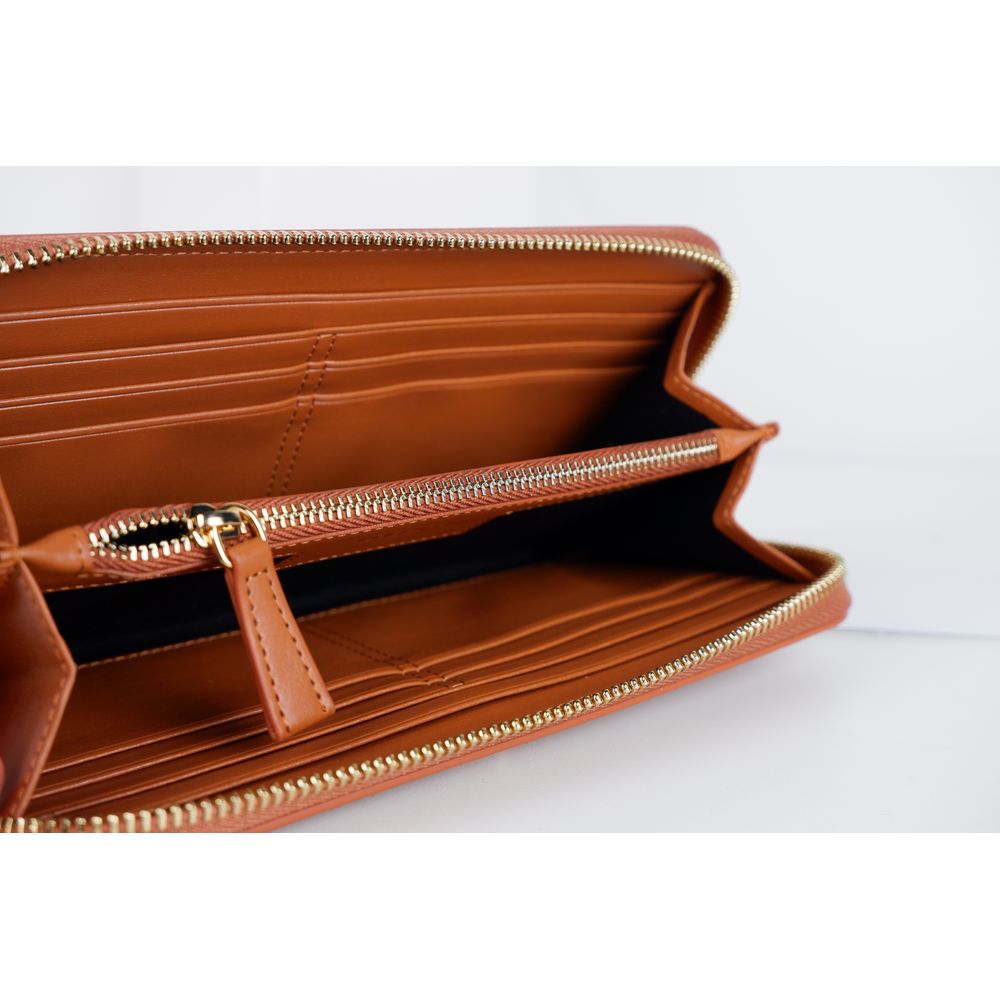 Ungaro Elegant Leather Zippered Wallet $206.00 Ungaro Luzworld