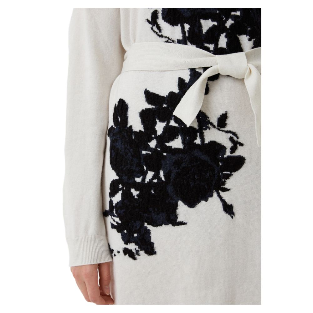 Love Moschino Elegant Embroidered Wool Blend Long Dress $679.00 Love Moschino Luzworld