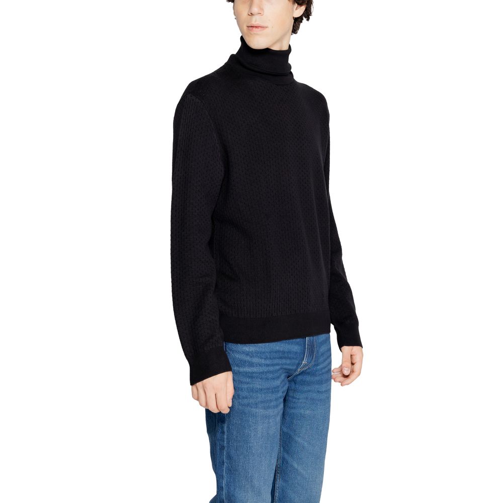 Armani Exchange Black Cotton Turtleneck $243.00 Armani Exchange Luzworld