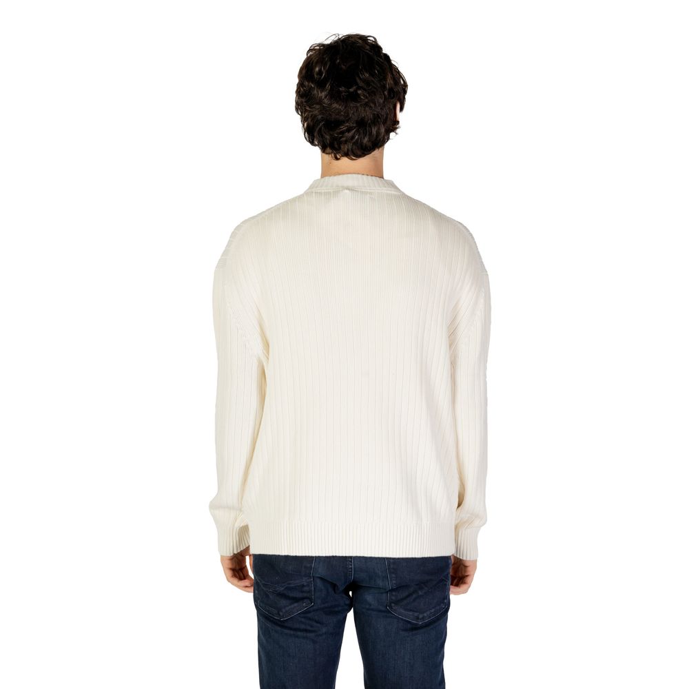 Calvin Klein Jeans Cream Cotton Sweater $200.00 Calvin Klein Jeans Luzworld