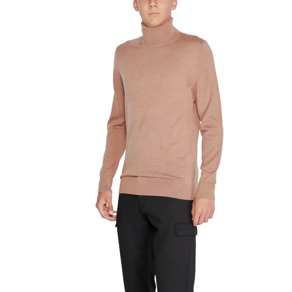 Calvin Klein Beige Wool Turtleneck $251.00 Calvin Klein Luzworld