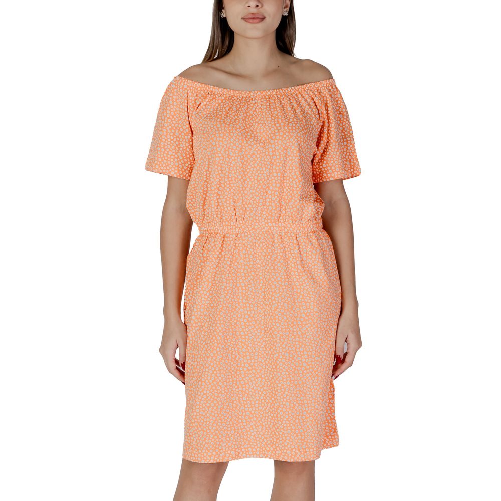 B.Young Orange Cotton Short $144.00 B.Young Luzworld