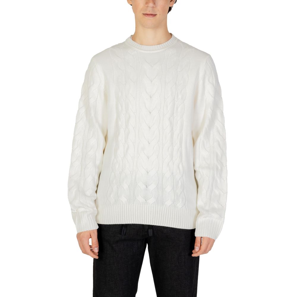 Hamaki-Ho White Marabou Sweater $127.00 Hamaki-Ho Luzworld