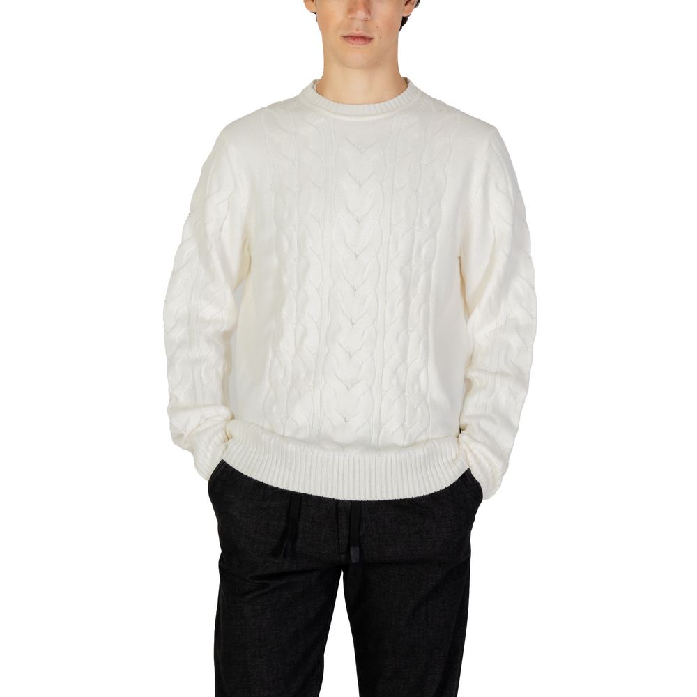 Hamaki-Ho White Marabou Sweater $127.00 Hamaki-Ho Luzworld