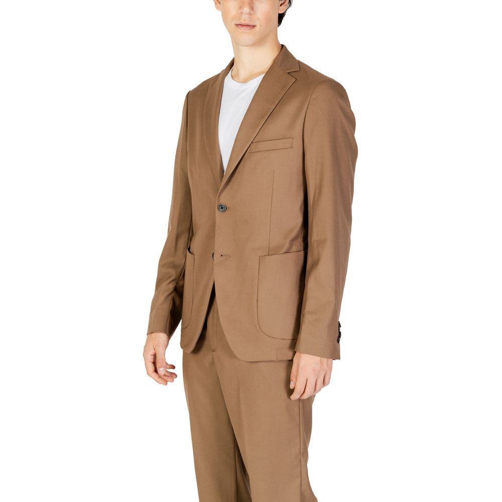 Hamaki-Ho Beige Polyester Blazer $250.00 Hamaki-Ho Luzworld
