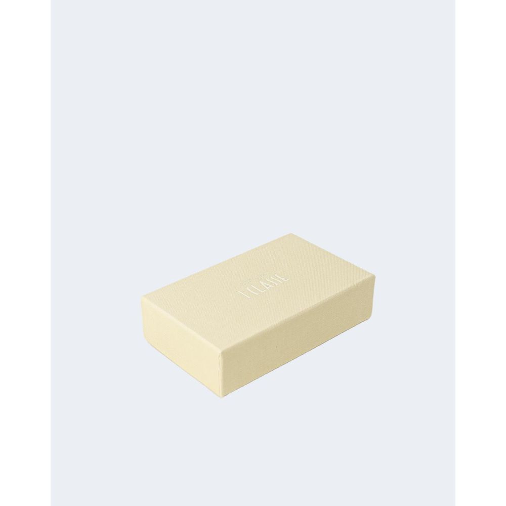 Alviero Martini Prima Classe Beige Polyethylene Keychain $130.00 Alviero Martini Prima Classe Luzworld