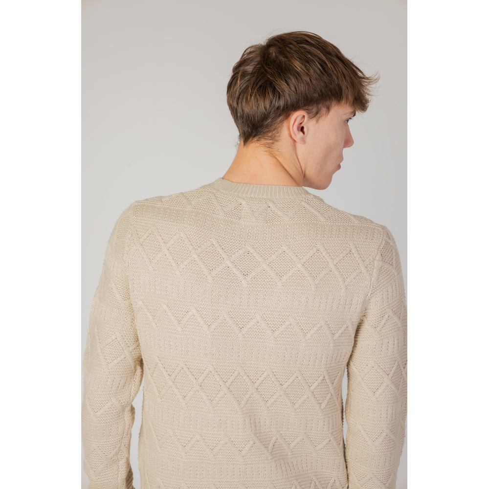 Only & Sons Beige Marabou Sweater $140.00 Only & Sons Luzworld
