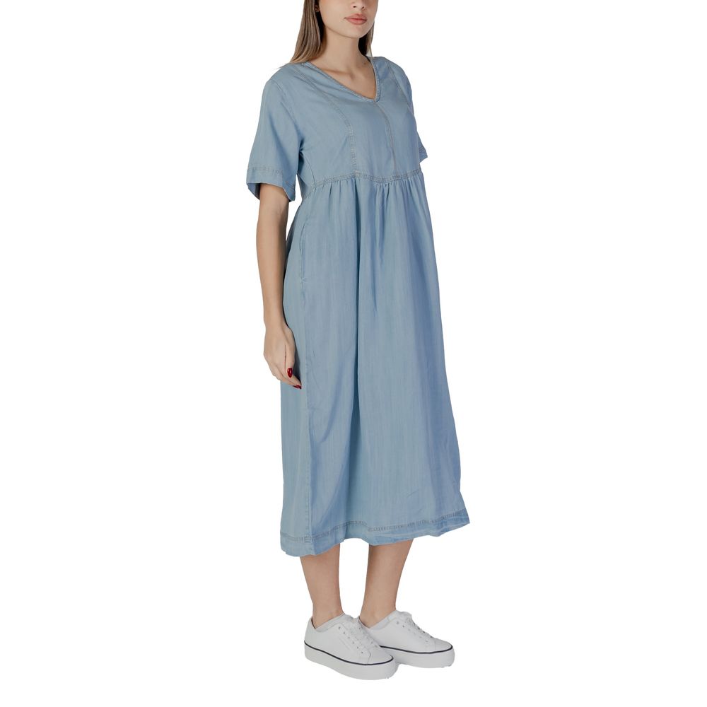 B.Young Light Blue Cotton Long $185.00 B.Young Luzworld