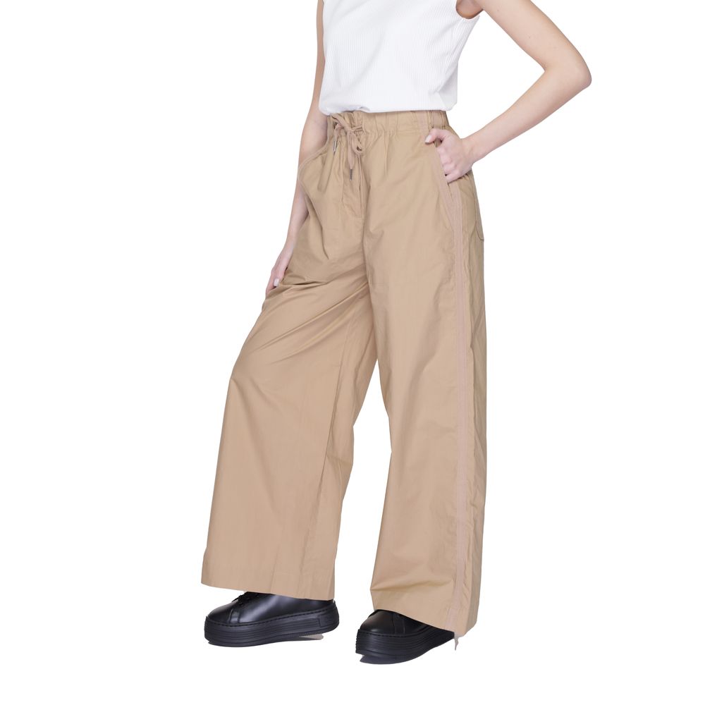Blauer Beige Cotton Pant $252.00 Blauer Luzworld
