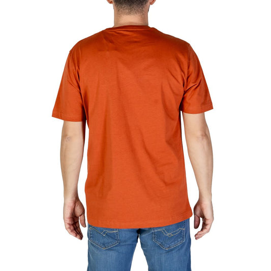 Refrigiwear Red Cotton T-Shirt $128.00 Refrigiwear Luzworld