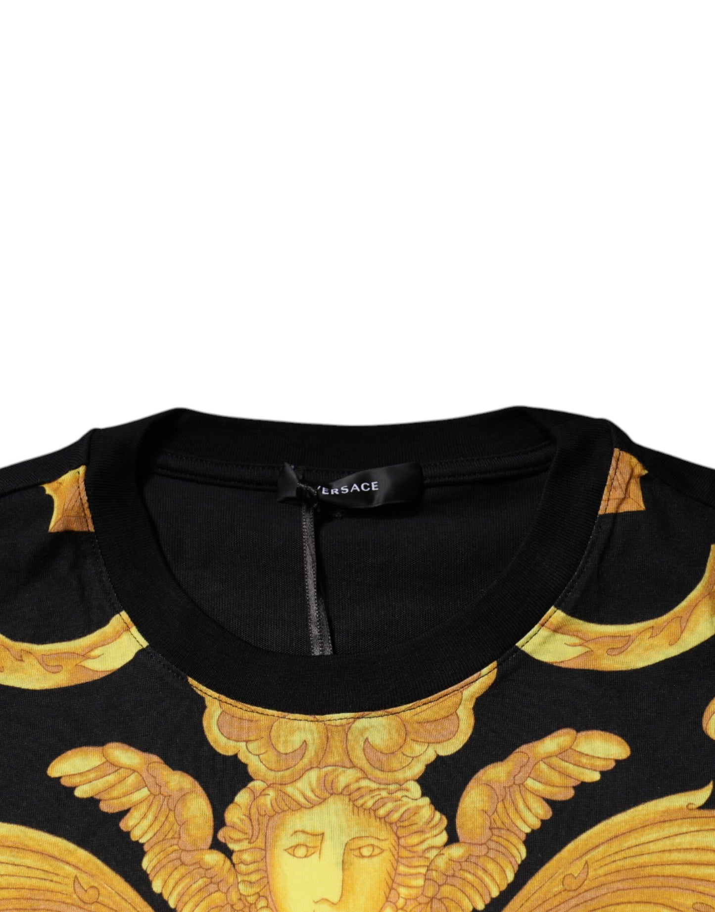 Versace Black Medusa Print Cotton Crew Neck T-shirt $806.00 Versace Luzworld