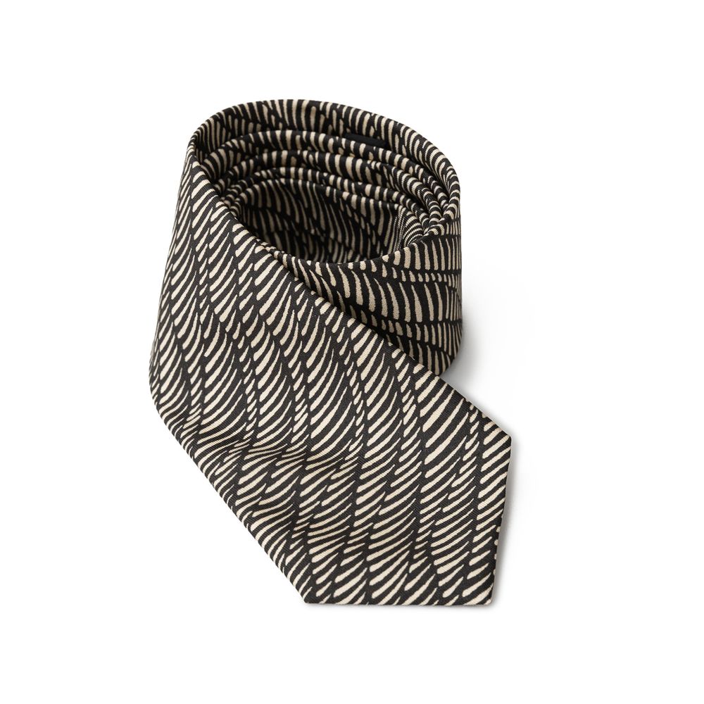 Giorgio Armani Black And White Silk Ty $263.00 Giorgio Armani Luzworld