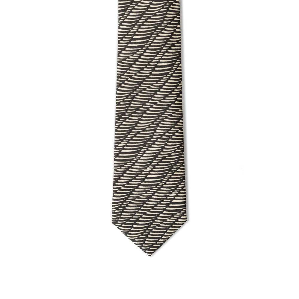 Giorgio Armani Black And White Silk Ty $263.00 Giorgio Armani Luzworld