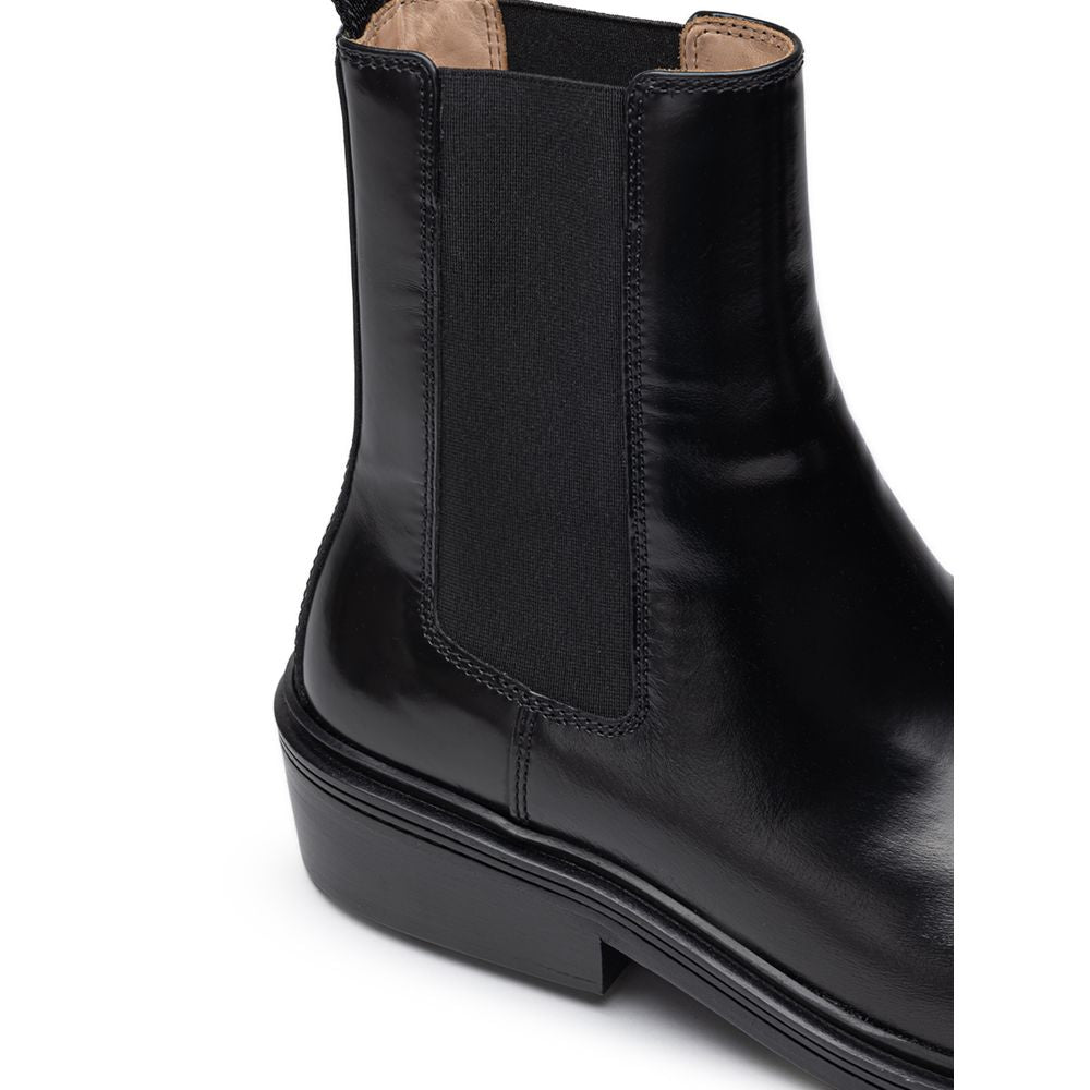 Bottega Veneta Black Leather Boot $2363.00 Bottega Veneta Luzworld