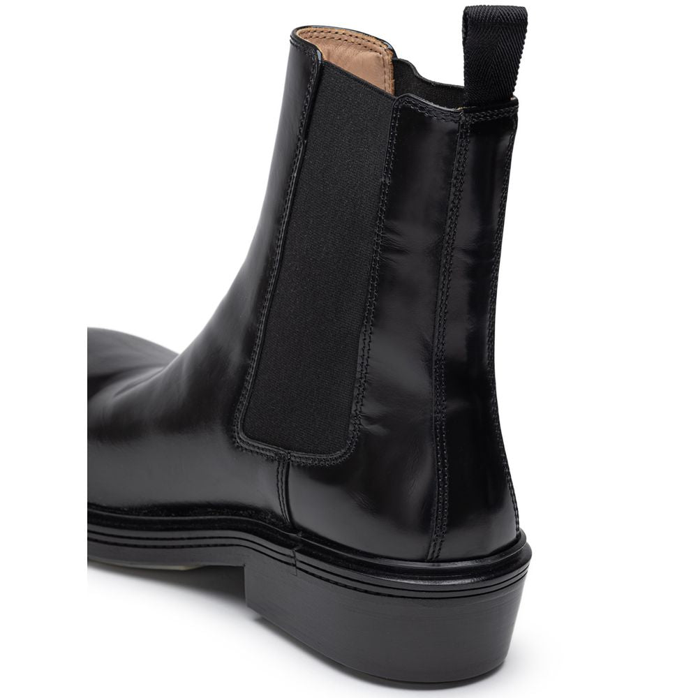 Bottega Veneta Black Leather Boot $2363.00 Bottega Veneta Luzworld