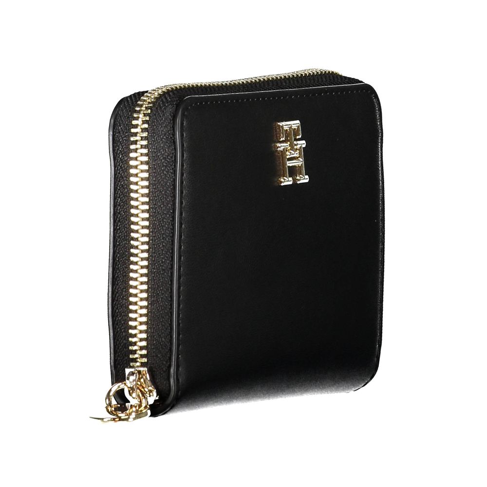 Tommy Hilfiger Black Polyethylene Women Wallet $181.00 Tommy Hilfiger Luzworld
