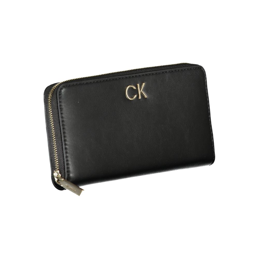 Calvin Klein Elegant Multi-Compartment Designer Wallet $200.00 Calvin Klein Luzworld