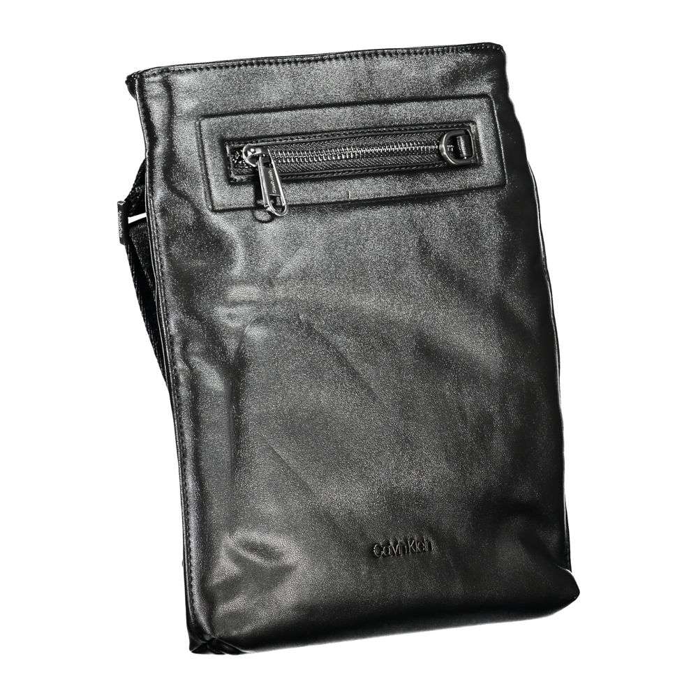 Calvin Klein Sleek Black Shoulder Bag with Contrast Details