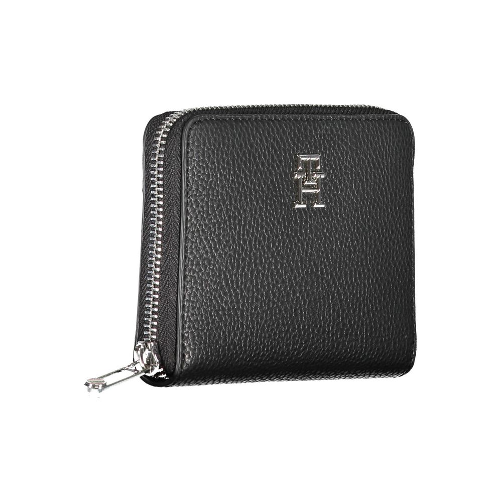 Tommy Hilfiger Black Polyethylene Women Wallet $181.00 Tommy Hilfiger Luzworld