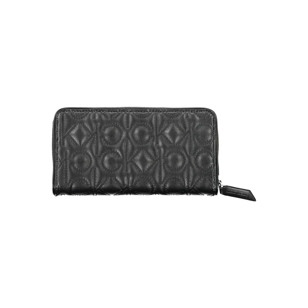 Calvin Klein Black Polyethylene Women Wallet $187.00 Calvin Klein Luzworld