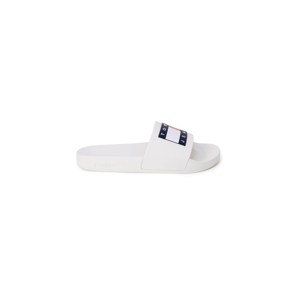 Tommy Hilfiger Jeans White Polyethylene Slipper $140.00 Tommy Hilfiger Jeans Luzworld