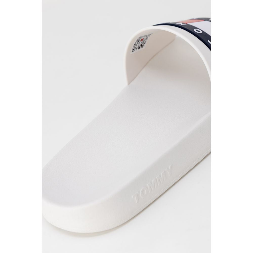 Tommy Hilfiger Jeans White Polyethylene Slipper $140.00 Tommy Hilfiger Jeans Luzworld