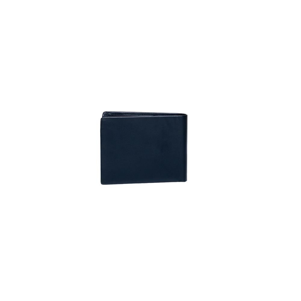 Guess Black Leather Wallet $195.00 Guess Luzworld