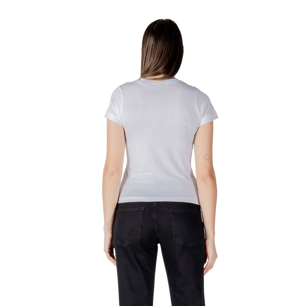 Guess Active White Cotton T-Shirt $145.00 Guess Active Luzworld