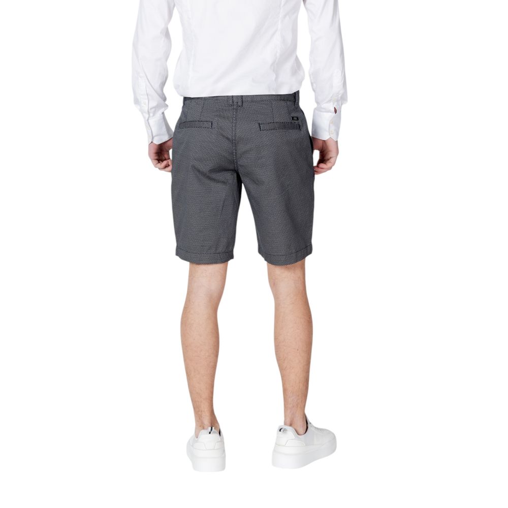 Armani Exchange Blue Cotton Short $219.00 Armani Exchange Luzworld