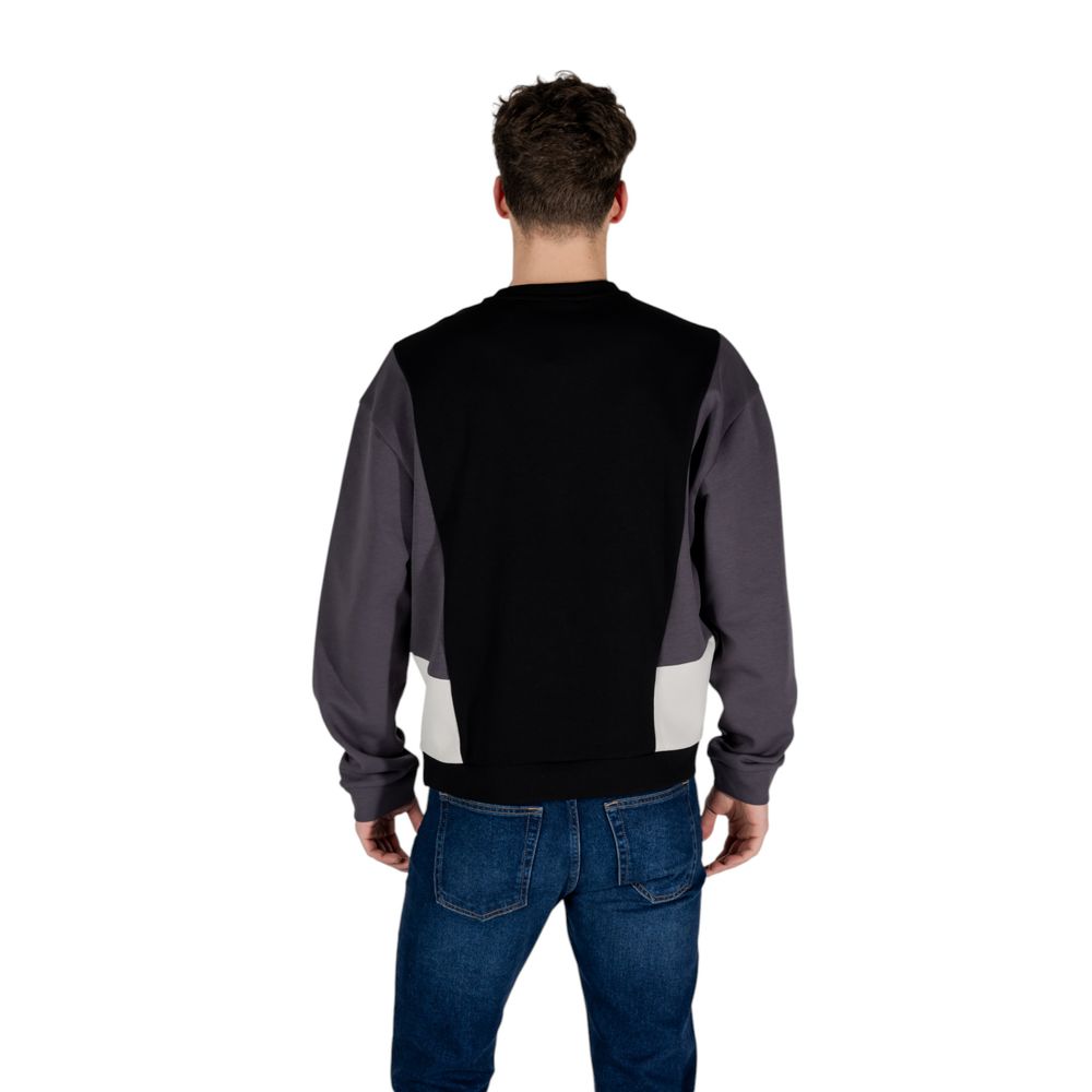 EA7 Emporio Armani Black Cotton Sweatshirt $251.00 EA7 Emporio Armani Luzworld