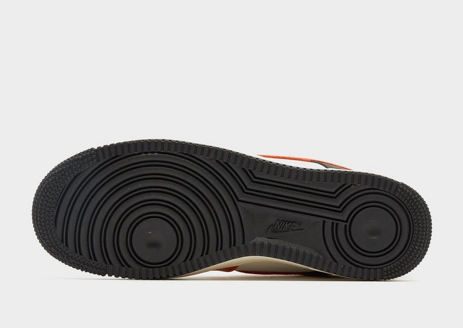 Nike Air Force 1 '07 Black & Orange