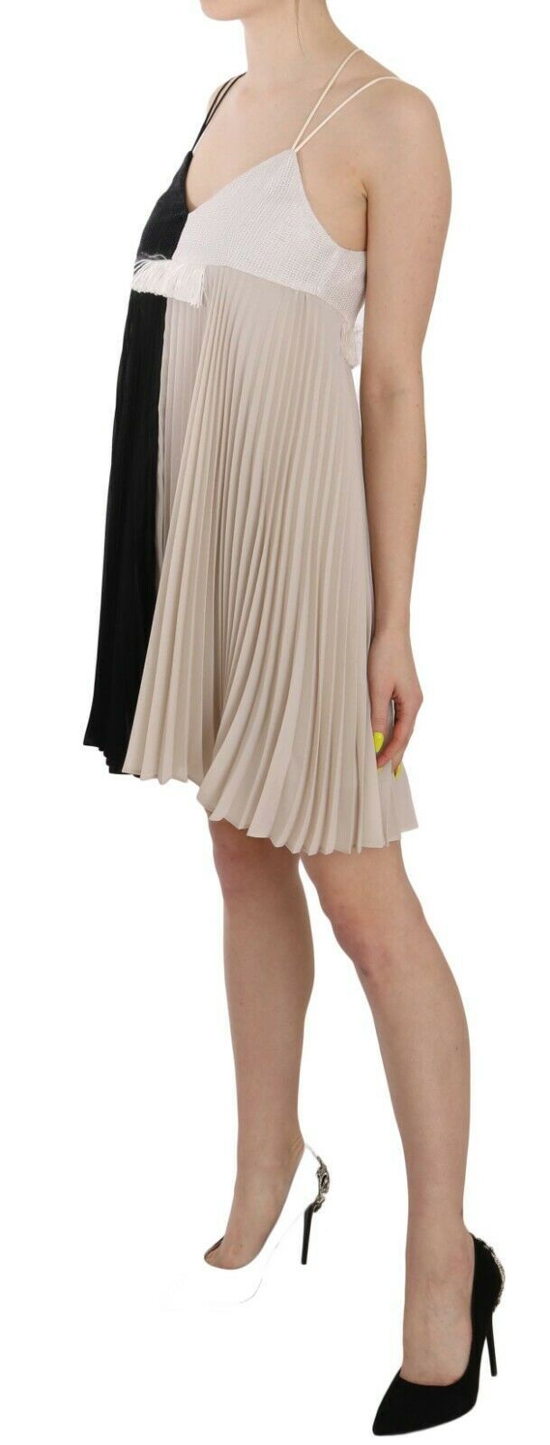 PINKO Black and White Mini Sleeve less A-line Princess Dress $737.00 PINKO Luzworld