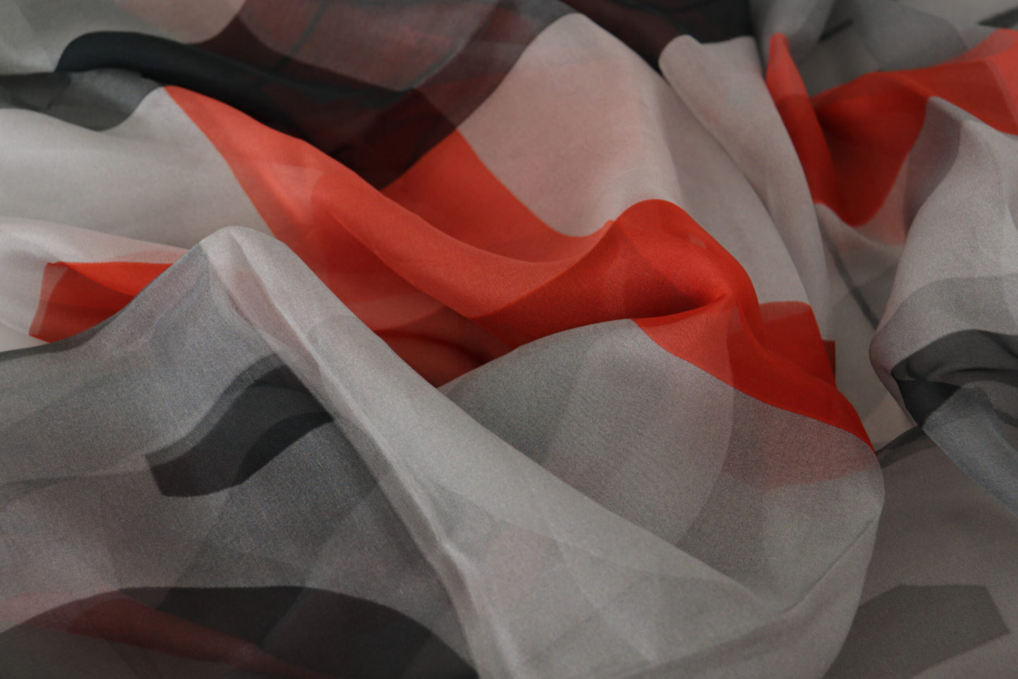 Costume National Gray Red Shawl Foulard Wrap Scarf $280.00 Costume National Luzworld