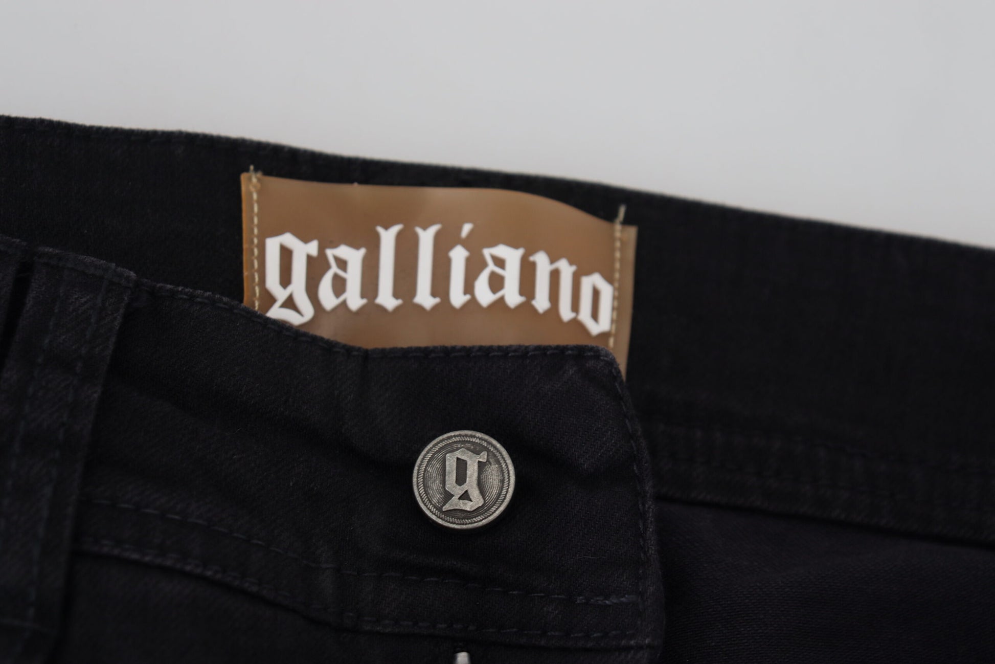 John Galliano Black Cotton Mid Waist Skinny Slim Fit Denim Jeans $726.00 John Galliano Luzworld