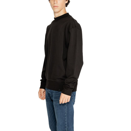 Calvin Klein Jeans Black Recycled Cotton Sweatshirt $211.00 Calvin Klein Jeans Luzworld