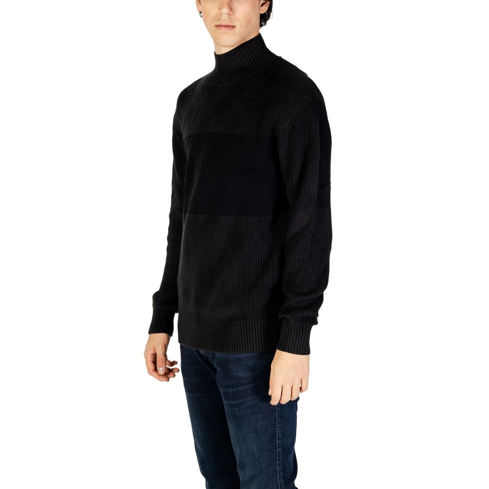 Calvin Klein Jeans Black Cotton Sweater $251.00 Calvin Klein Jeans Luzworld
