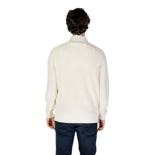 Calvin Klein Jeans Cream Cotton Sweater $251.00 Calvin Klein Jeans Luzworld