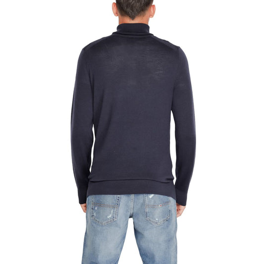 Calvin Klein Blue Wool Turtleneck $251.00 Calvin Klein Luzworld