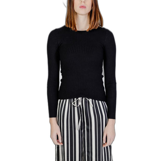 Only Black Viscose Sportswear $115.00 Only Luzworld