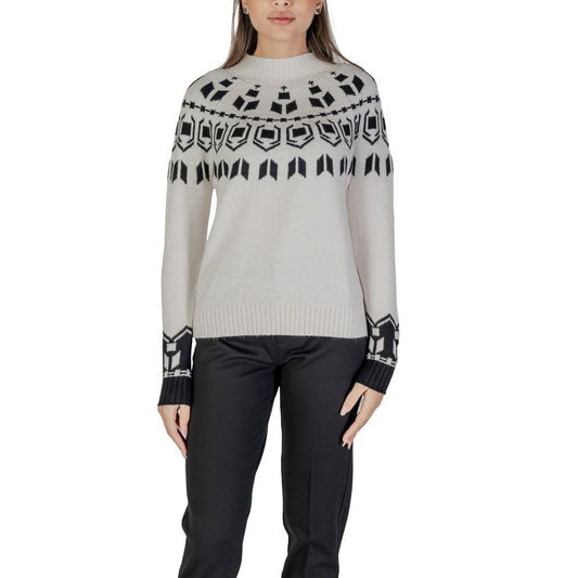 Street One Cream Cotton Sweater $166.00 Street One Luzworld